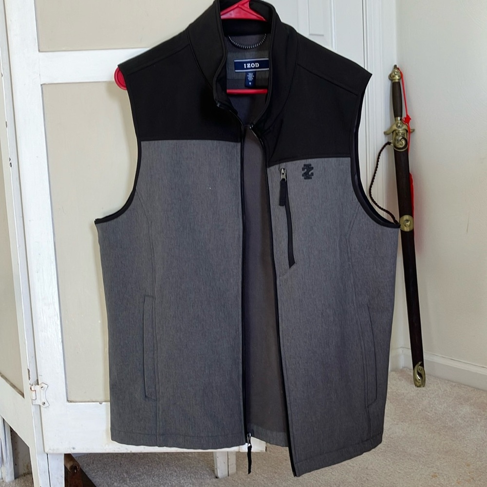IZOD zipper vest grey and black size medium